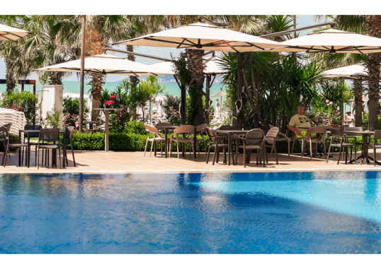 BRILLIANT HOTEL & SPA 14