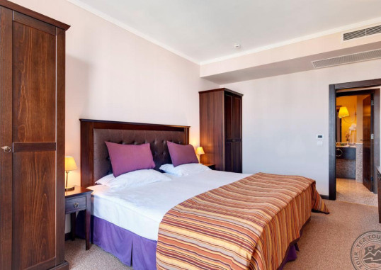 BARCELO ROYAL BEACH 10