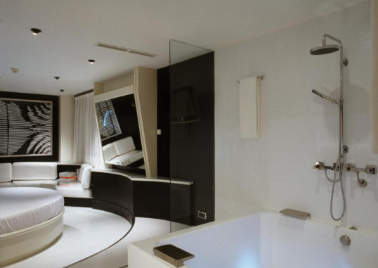 LA FRANCA TRAVELLERS (ADULTS ONLY) 13