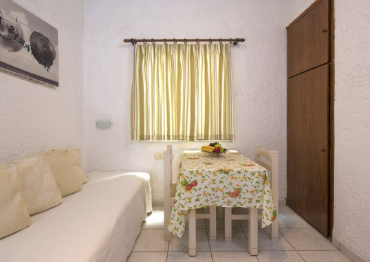 NONTAS APARTMENTS 6