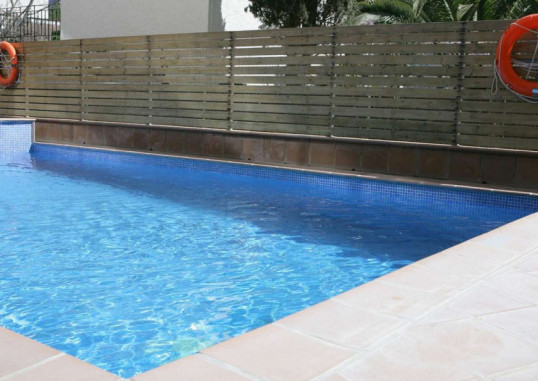 TOSSA BEACH CENTER 8