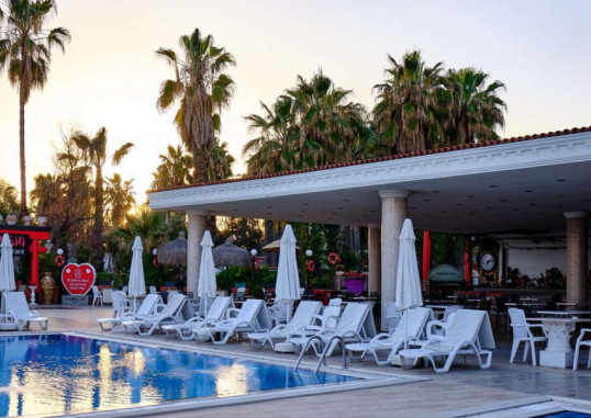 CLUB HOTEL SERA 17