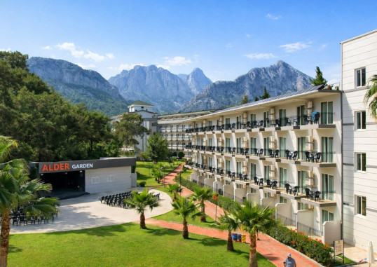ALDER GARDEN HOTEL 1