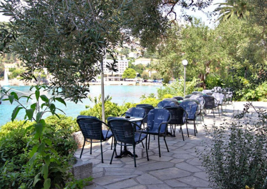 VIS HOTEL 9