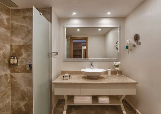 Standard Room 4