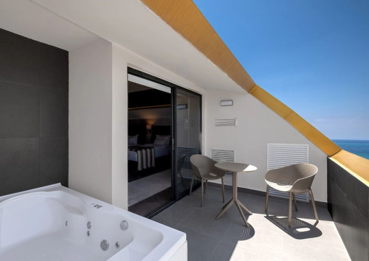 Terrace Suite 2