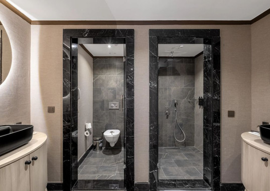 Terrace Suite 3