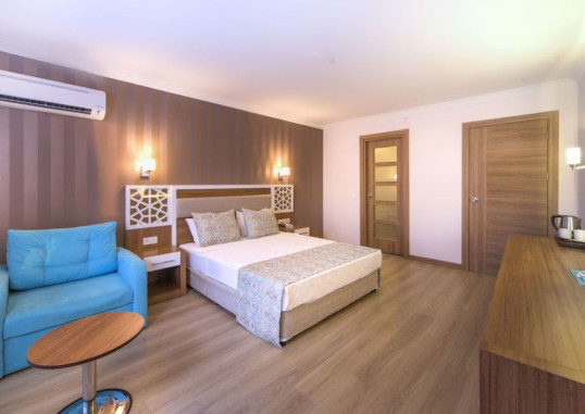 Family Room 1