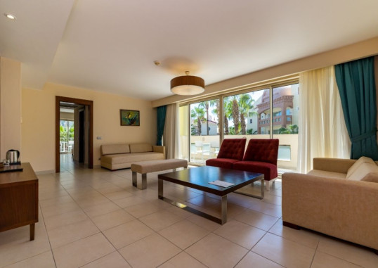 Family Suite 2