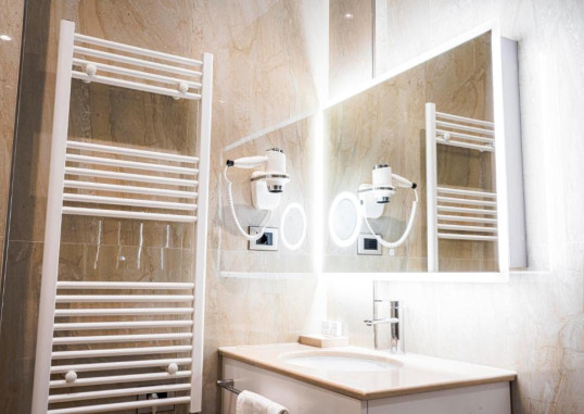 AMFORA HOTEL & SPA 11