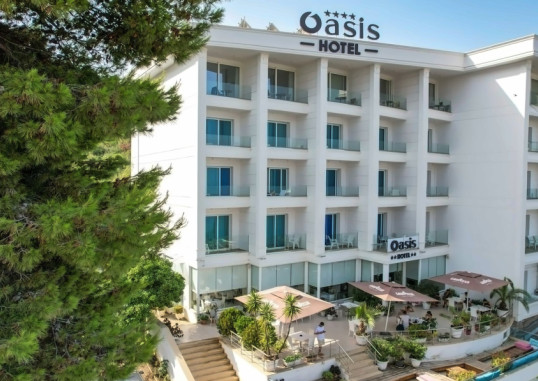HOTEL OASIS 1