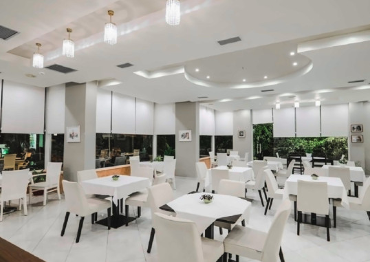 HOTEL OASIS 8