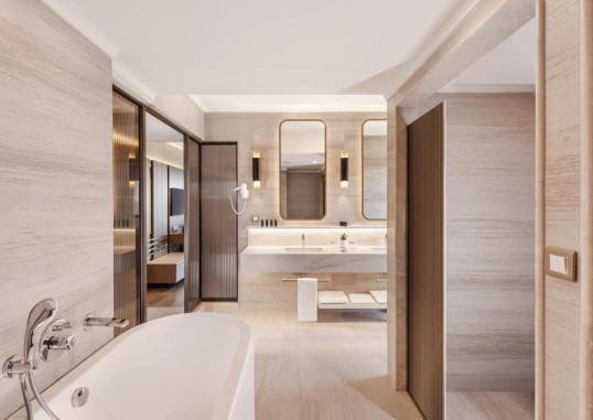 Deluxe Amor Suite 6