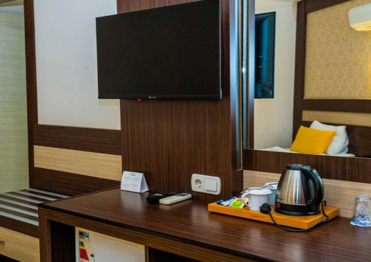 Family Room 3