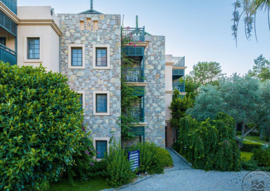 SELECTUM COLLECTION BODRUM 16