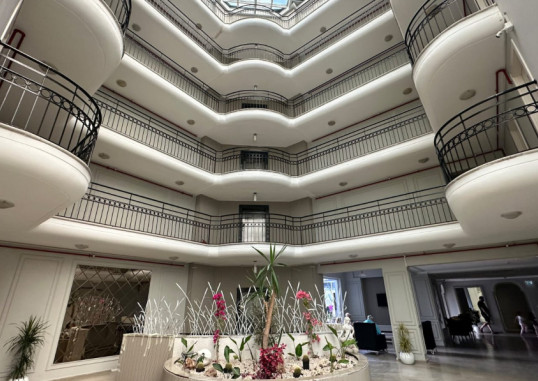 CAMYUVA LUNA HOTEL 10