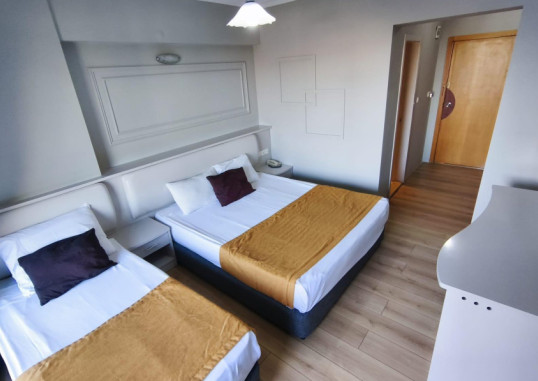 CAMYUVA LUNA HOTEL 11