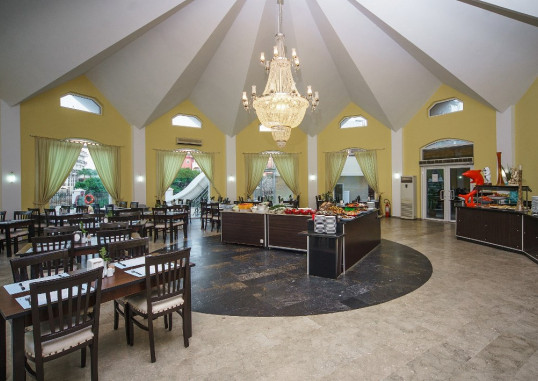 CAMYUVA LUNA HOTEL 12