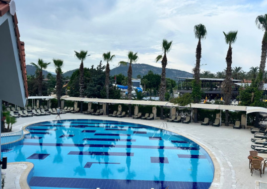 CAMYUVA LUNA HOTEL 22