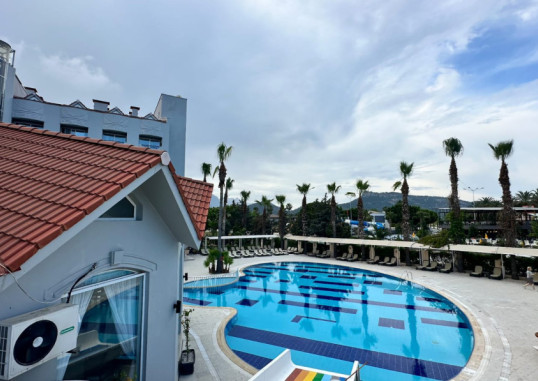 CAMYUVA LUNA HOTEL 25
