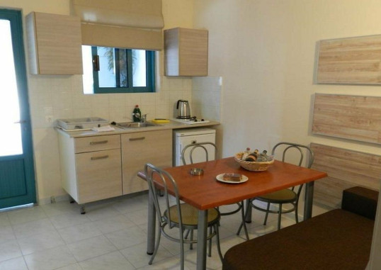 TRIANTAFILLAS APARTAMENTAI 7