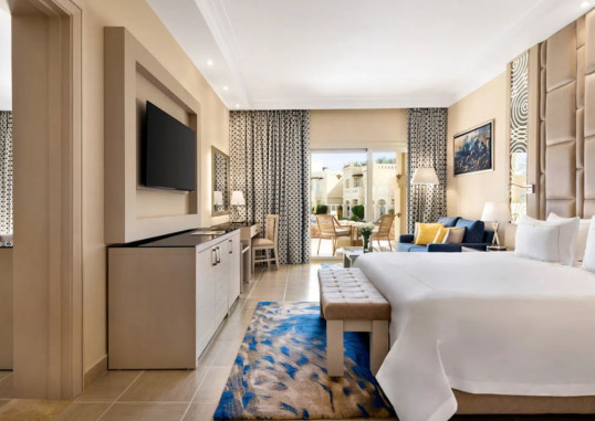 Senior Suite 1