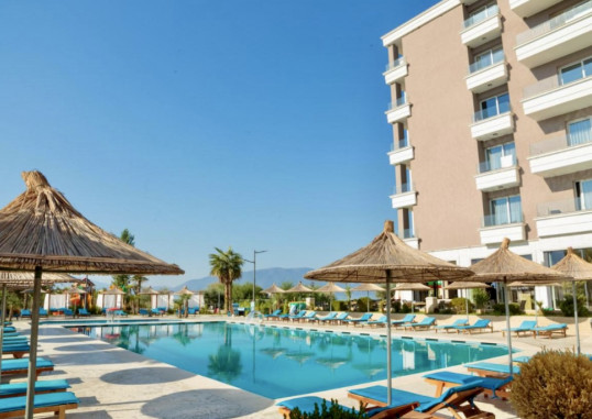 KRAAL HOTEL 1