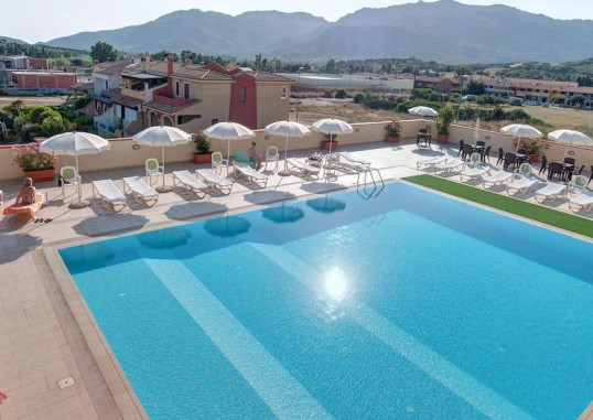 RESIDENCE LE FONTANE 1