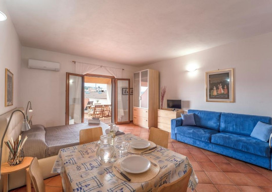 RESIDENCE CRISTAL BLU 18