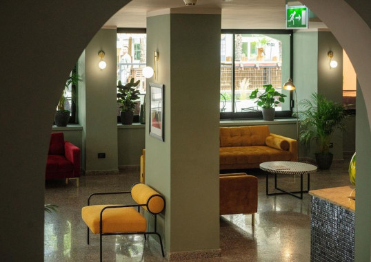 LIME HOTEL 1