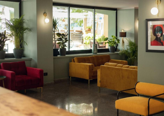 LIME HOTEL 9
