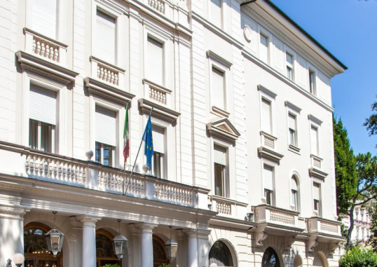 RESIDENZA PARCO FELLINI 30