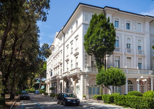 RESIDENZA PARCO FELLINI 1