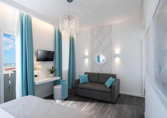 SUITE HOTEL LITORANEO 27
