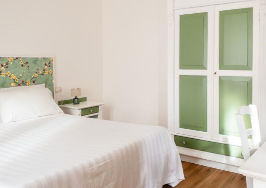 DONATELLA HOTEL POSADA 9