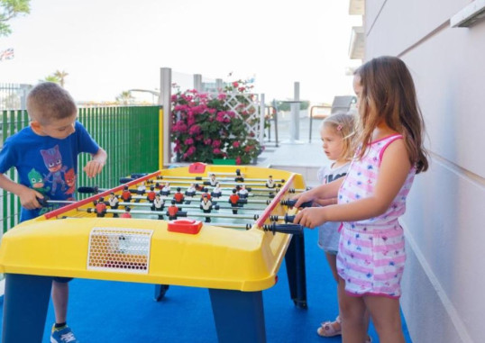 HOTEL HOLIDAY BEACH 20