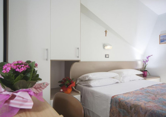 HOTEL LATINI 3