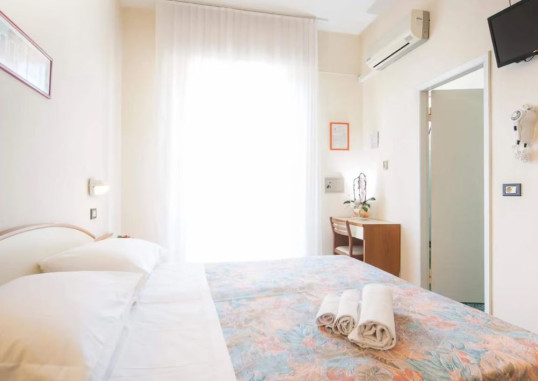 HOTEL LATINI 4
