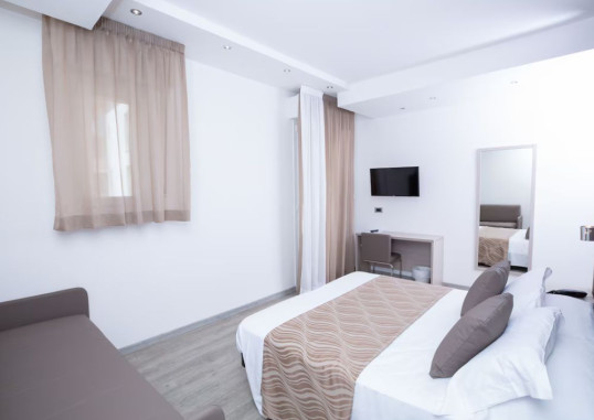 HOTEL BABY 6