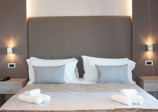 HOTEL BABY 9