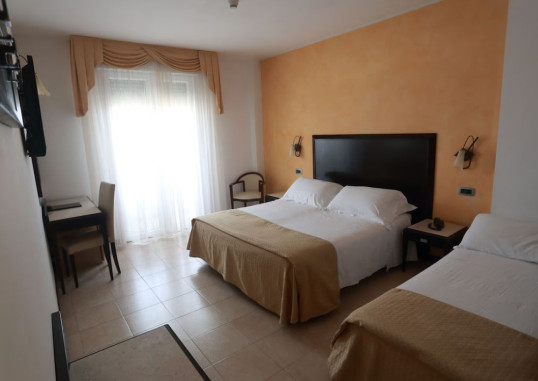 HOTEL DU SOLEIL 17