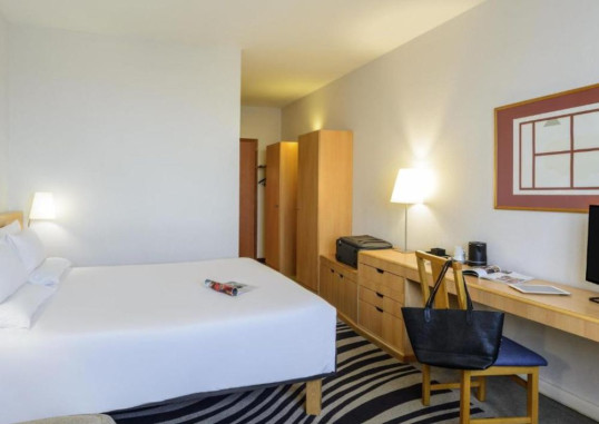 NOVOTEL TORINO CORSO GIULIO CESARE 12