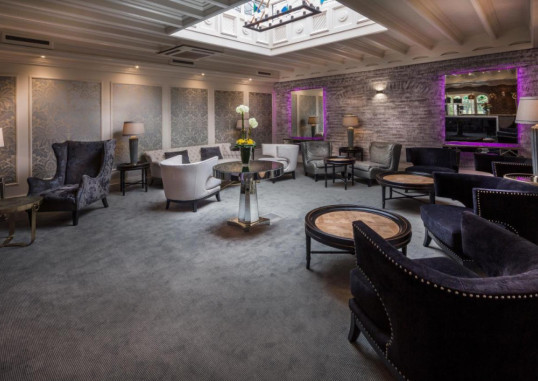 TREACYS OAKWOOD HOTEL 10