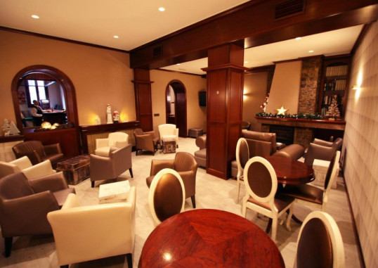 HOTEL PYRÉNÉES 6