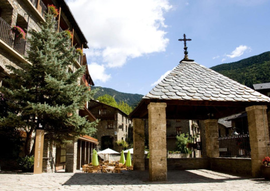 HOTEL SANTA BARBARA DE LA VALL D'ORDINO 11