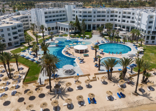 BLUE BEACH GOLF & SPA 30