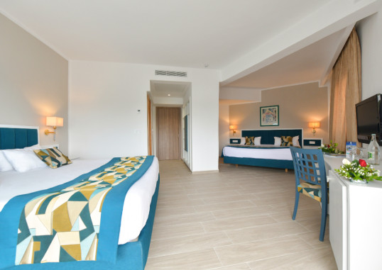BLUE BEACH GOLF & SPA 14