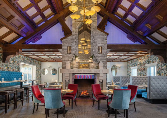 TREACYS OAKWOOD HOTEL 2