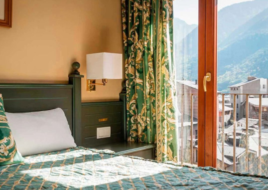 HOTEL SANT JORDI 6