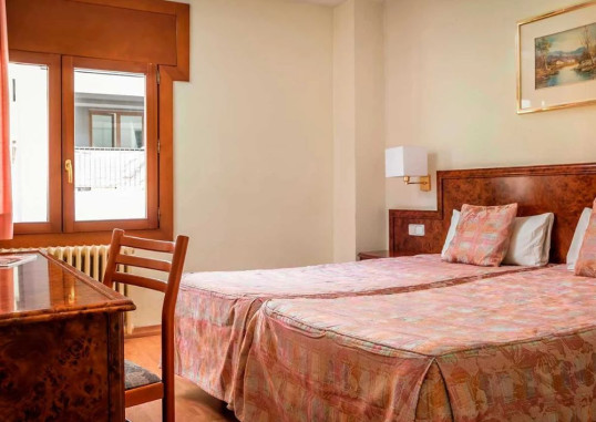 HOTEL SANT JORDI 9